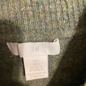 Green mock neck sweater
